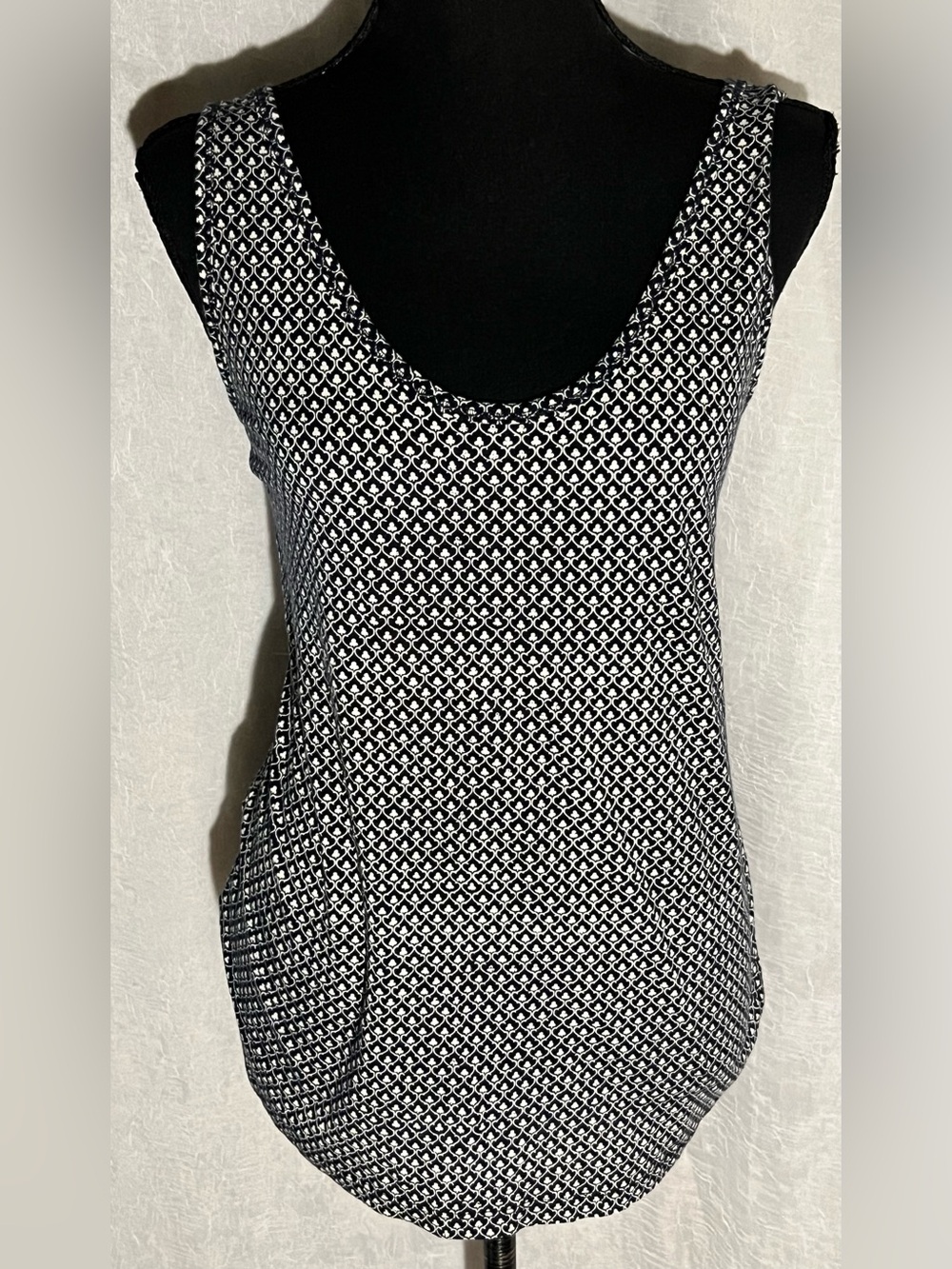 LOFT Black and White Scoop Neck Tank club pattern